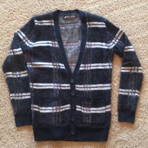 Rubbish cardigan size XS